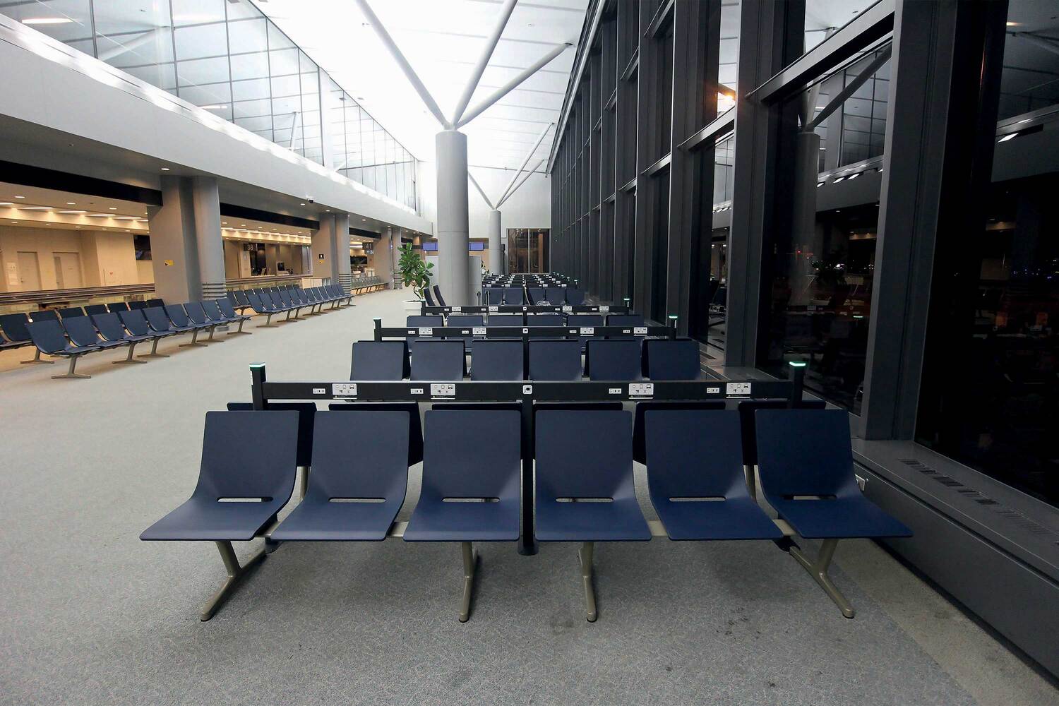 09 aetos seating system 09 aetos seating system