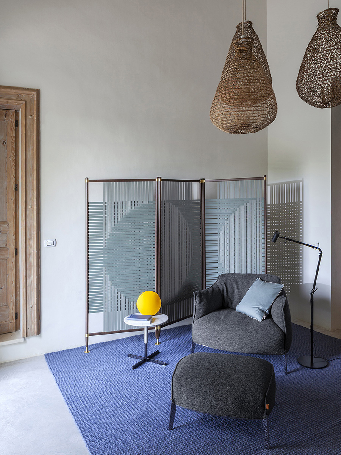 03 archibald gran comfort armchair