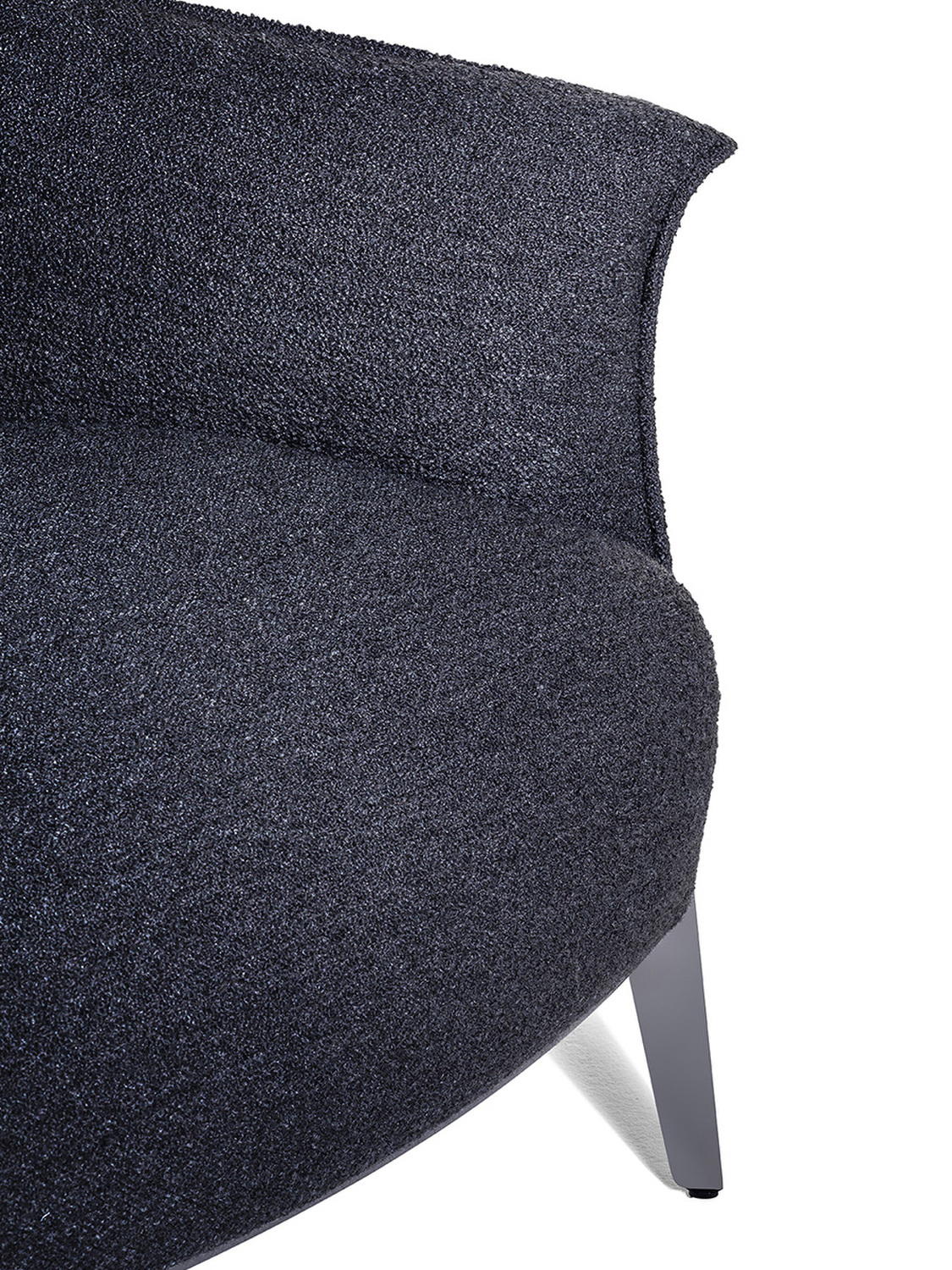 09 archibald gran comfort armchair