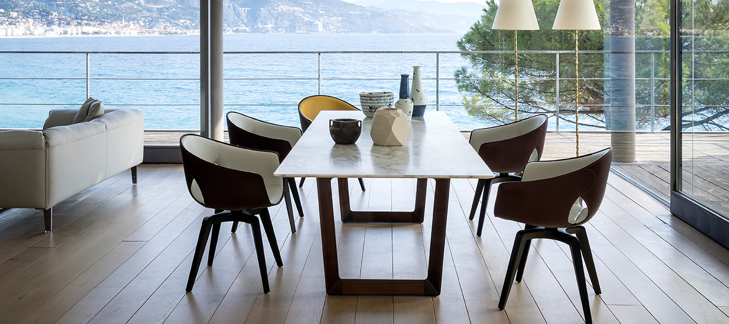 Bolero | 长方桌 Poltrona Frau的Bolero Rectangular餐桌,Roberto Lazzeroni设计,三角形截面实木支架(梣木或卡纳莱托胡桃木),大理石或木质桌面带特色镶嵌工艺,意大利奢华手工艺