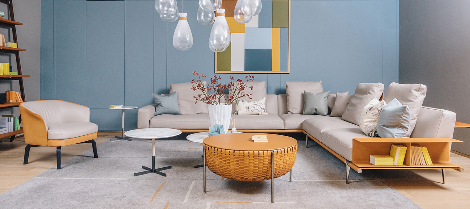 Cestlavie | 带储物功能的小桌 Poltrona Frau Cestlavie收纳小桌,GamFratesi设计,鞍皮桌兼收纳篮,Pelle Frau®皮革翻盖,钢架枪灰或古铜色