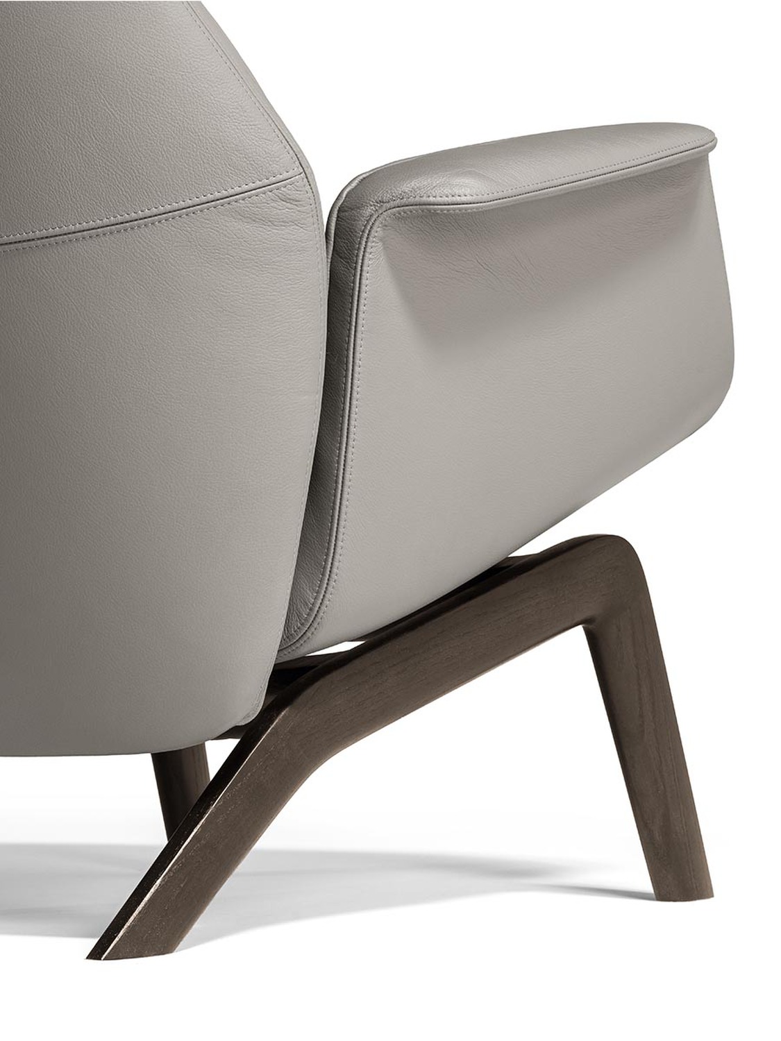 28 downtown lounge armchair