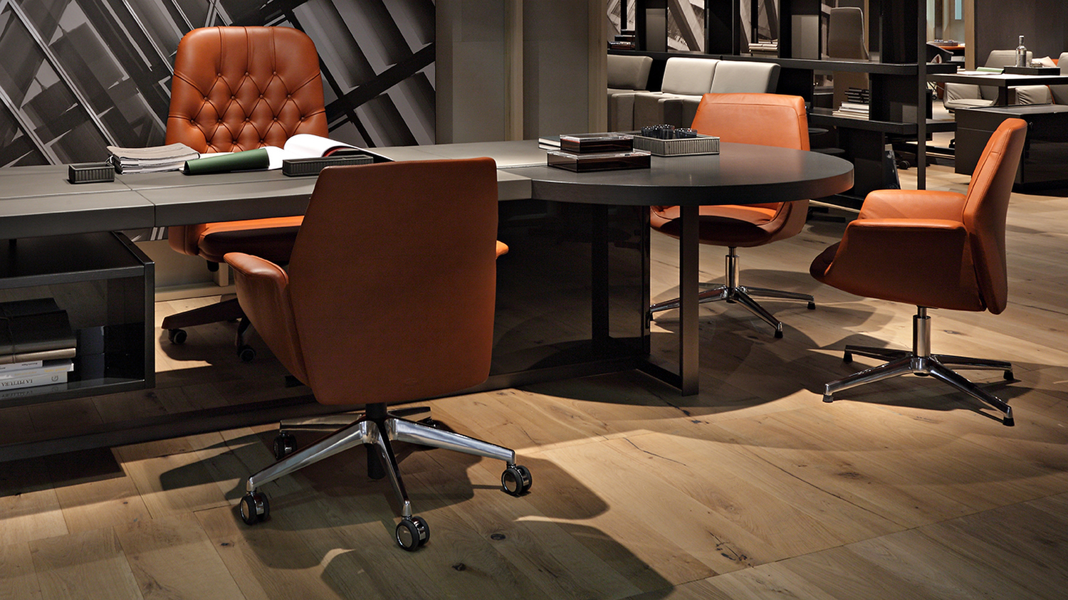 03 downtown visitor chair