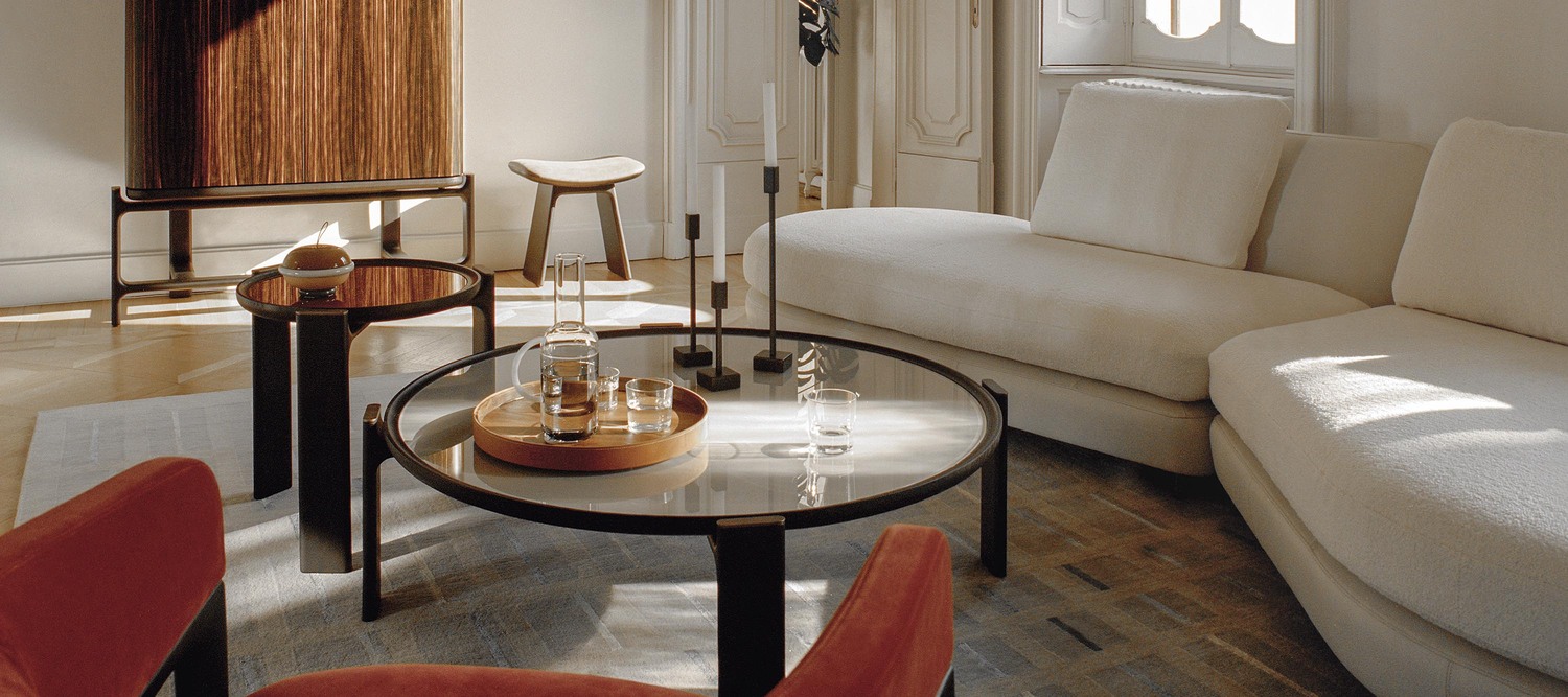 DUO | 矮桌 Poltrona Frau DUO茶几,实心白蜡木结构,杨木胶合板白蜡木贴面台面,提供长方形、正方形或圆形多种尺寸,意大利奢华工艺