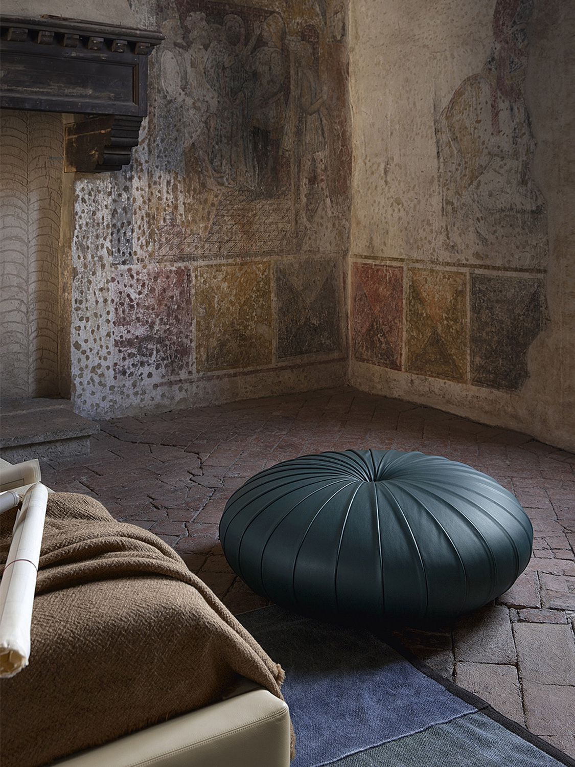 01 esedra ottoman 01 esedra ottoman