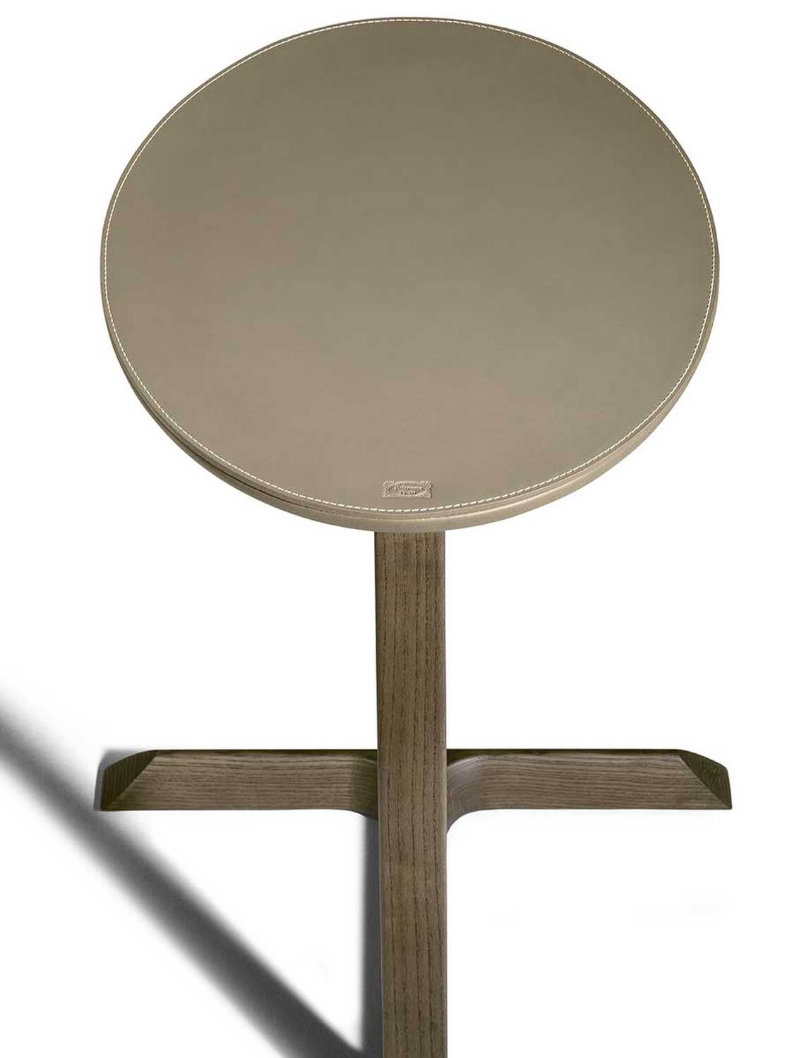 05 fidelio elliptical small table