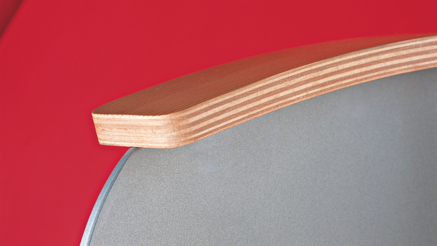 06 frank o gehry armchair