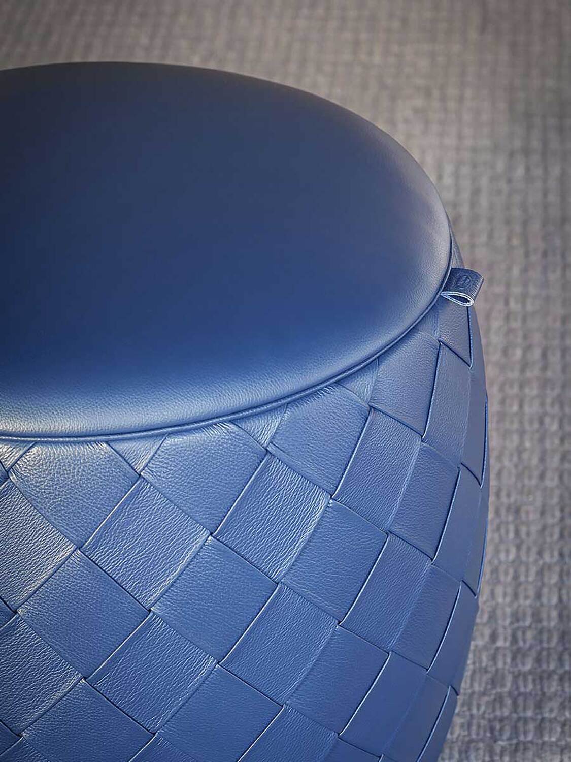 05 grant ottoman d46