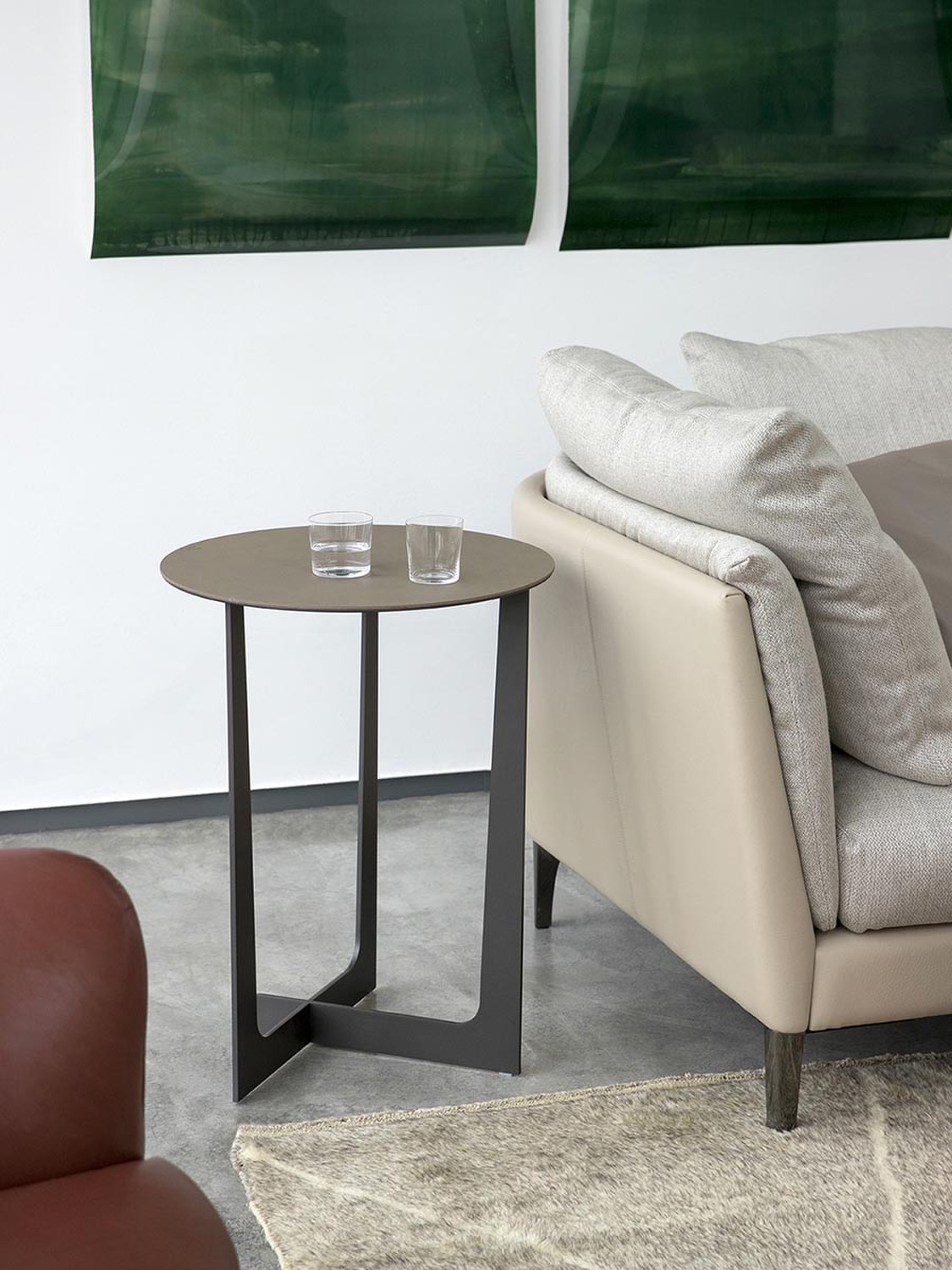 06 ilary coffee table