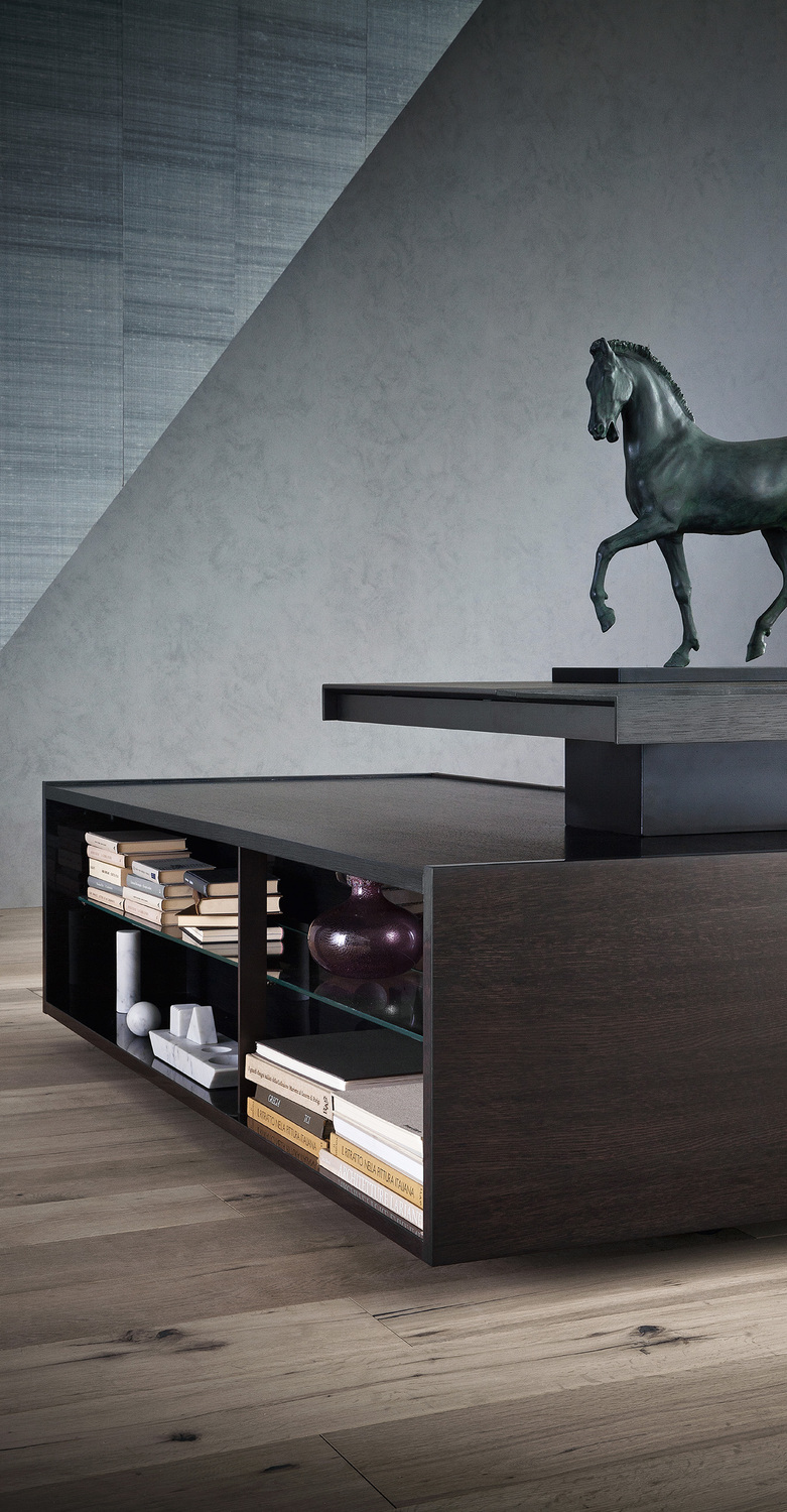 Jobs desk by Poltrona Frau, with contemporary design and fine materials.