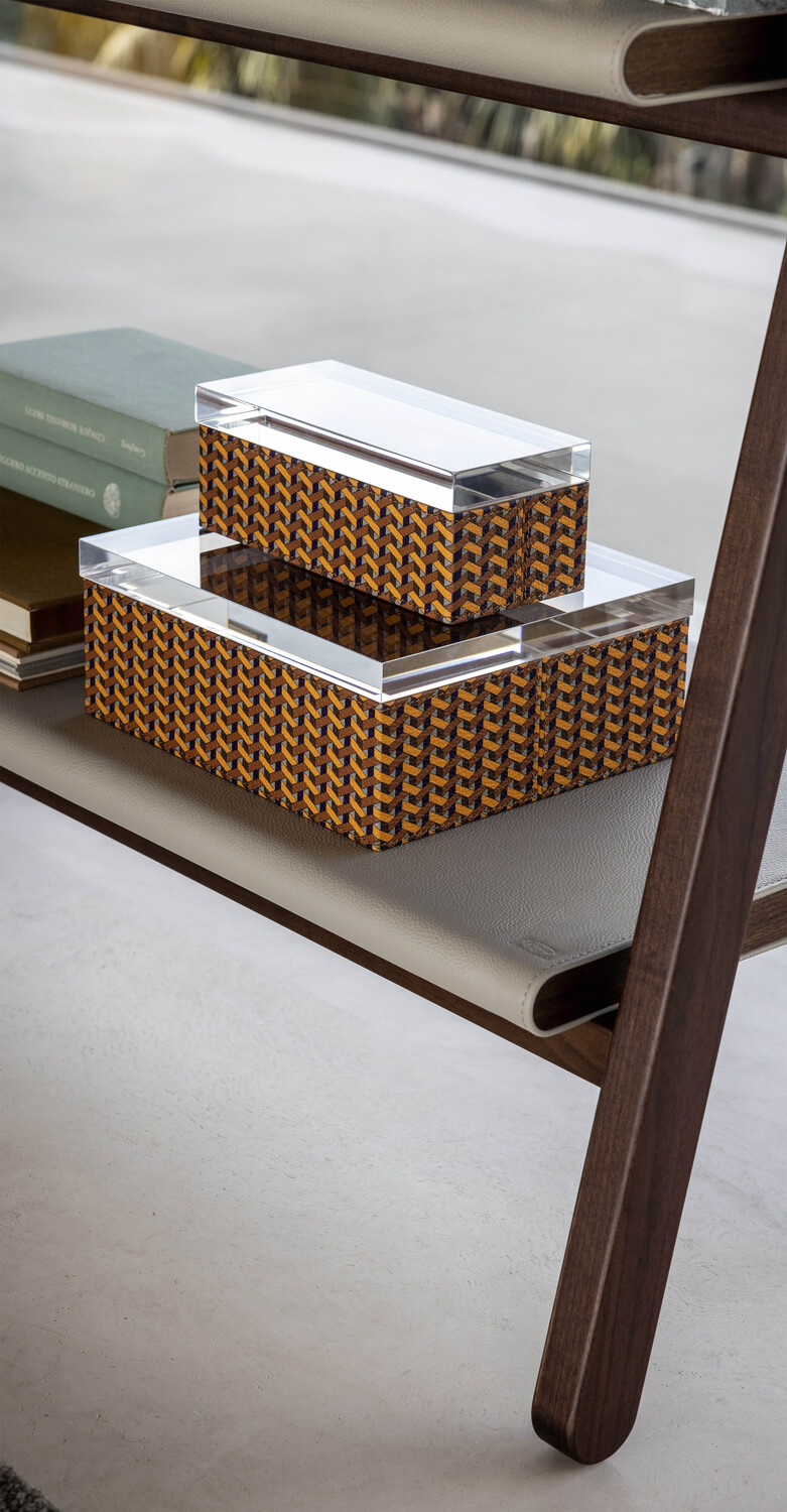 Leather Case | 盒子 Poltrona Frau Leather Case,Pelle Frau® Motif Weavers皮革与亚克力盖收纳盒,意大利奢华设计