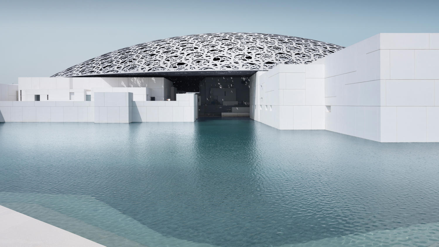 ANTEPRIMA Louvre Abu Dhabi ANTEPRIMA Louvre Abu Dhabi