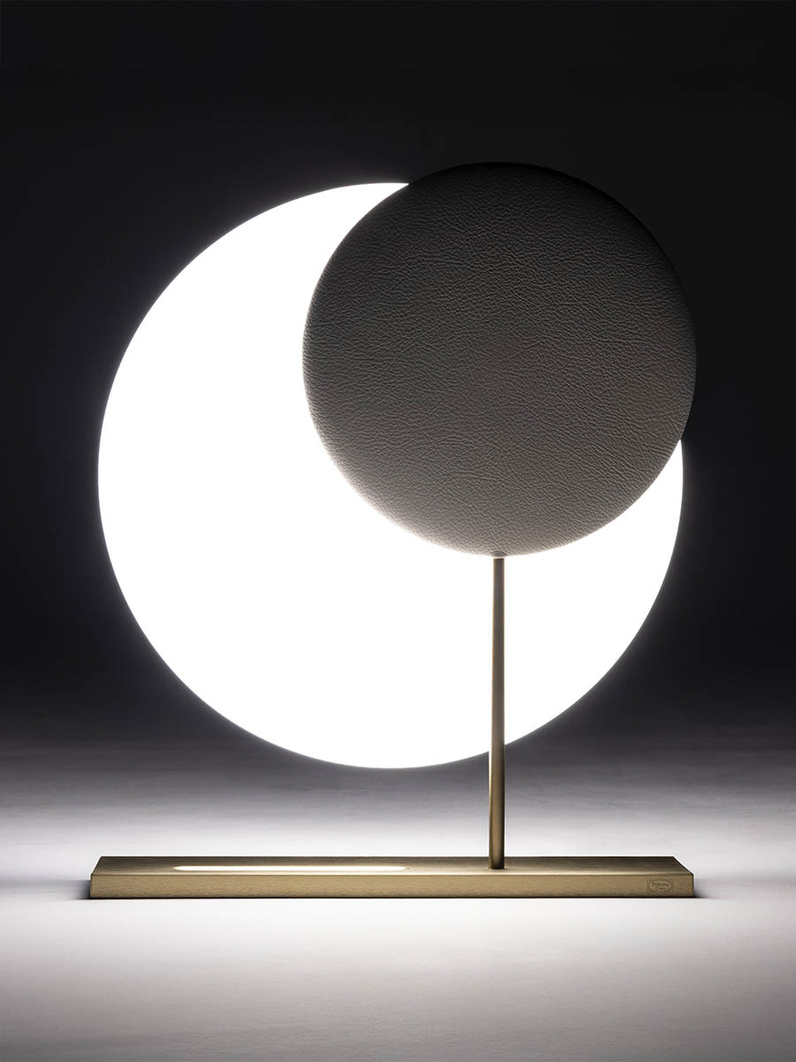 07 moonbeam lamp