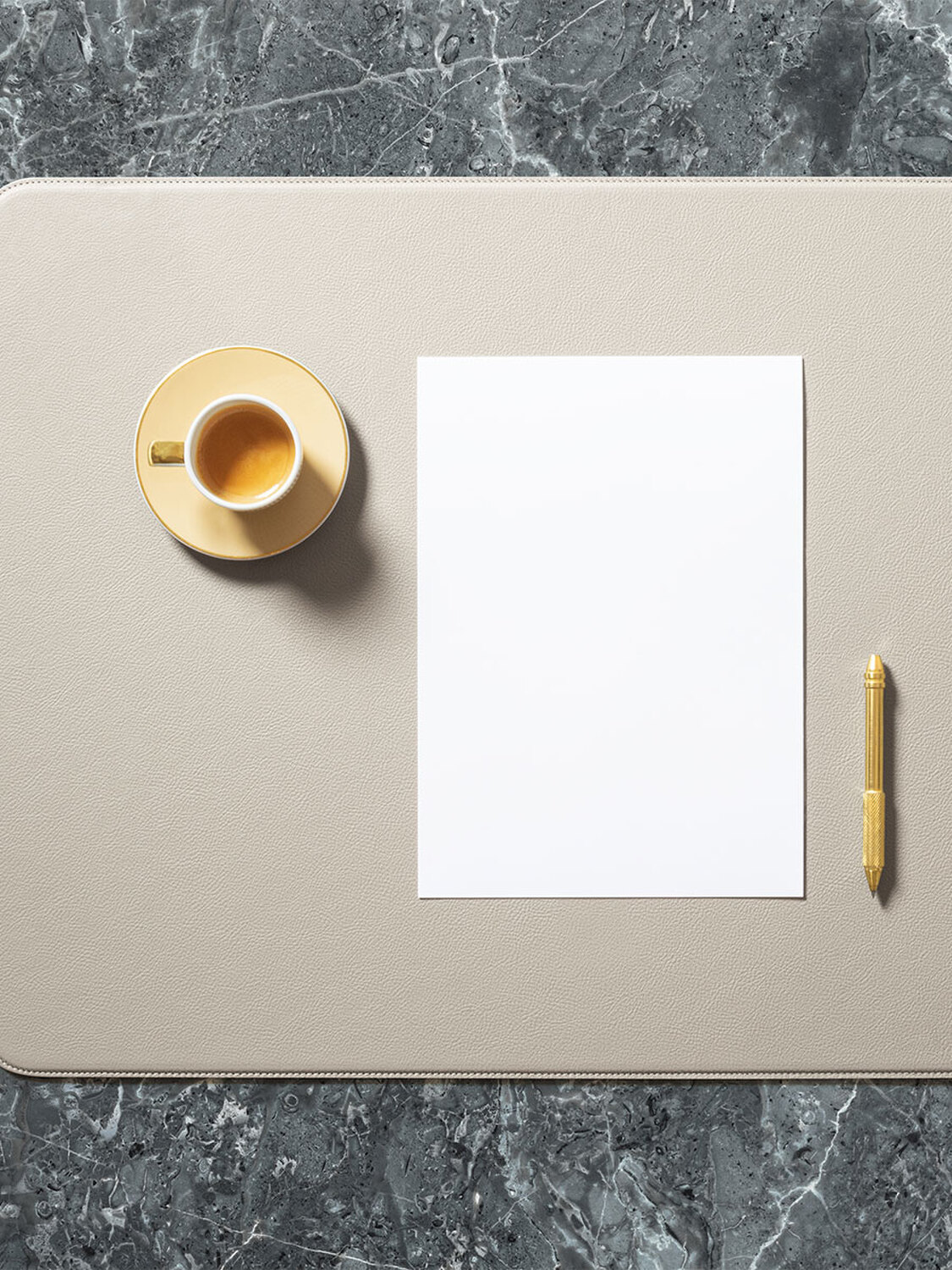 04 office desk accessories