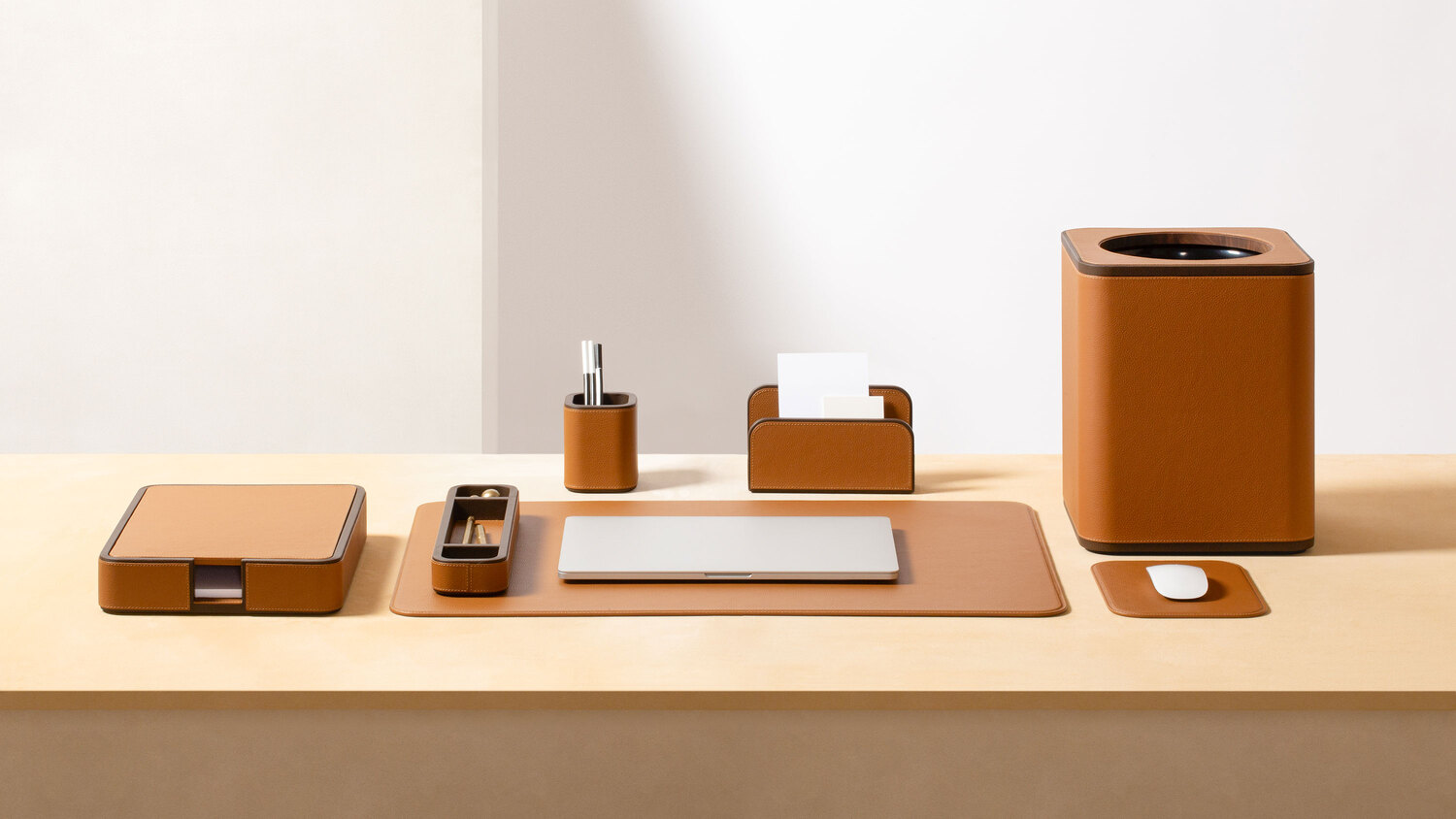 01 office desk accessories