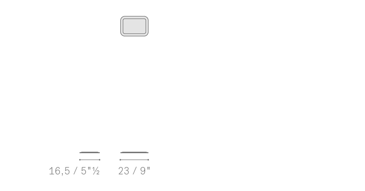 02 office desk accessories