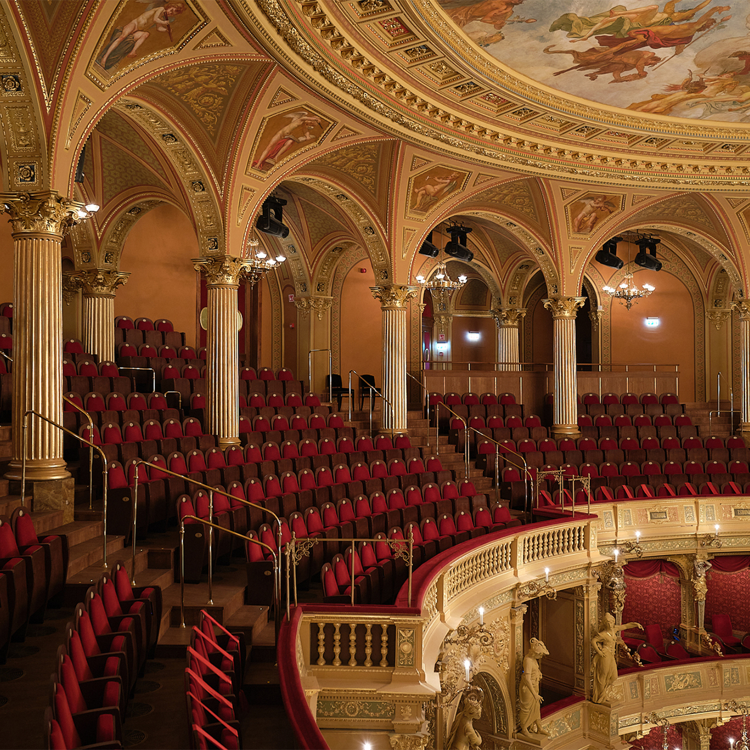 04 opera budapest theater