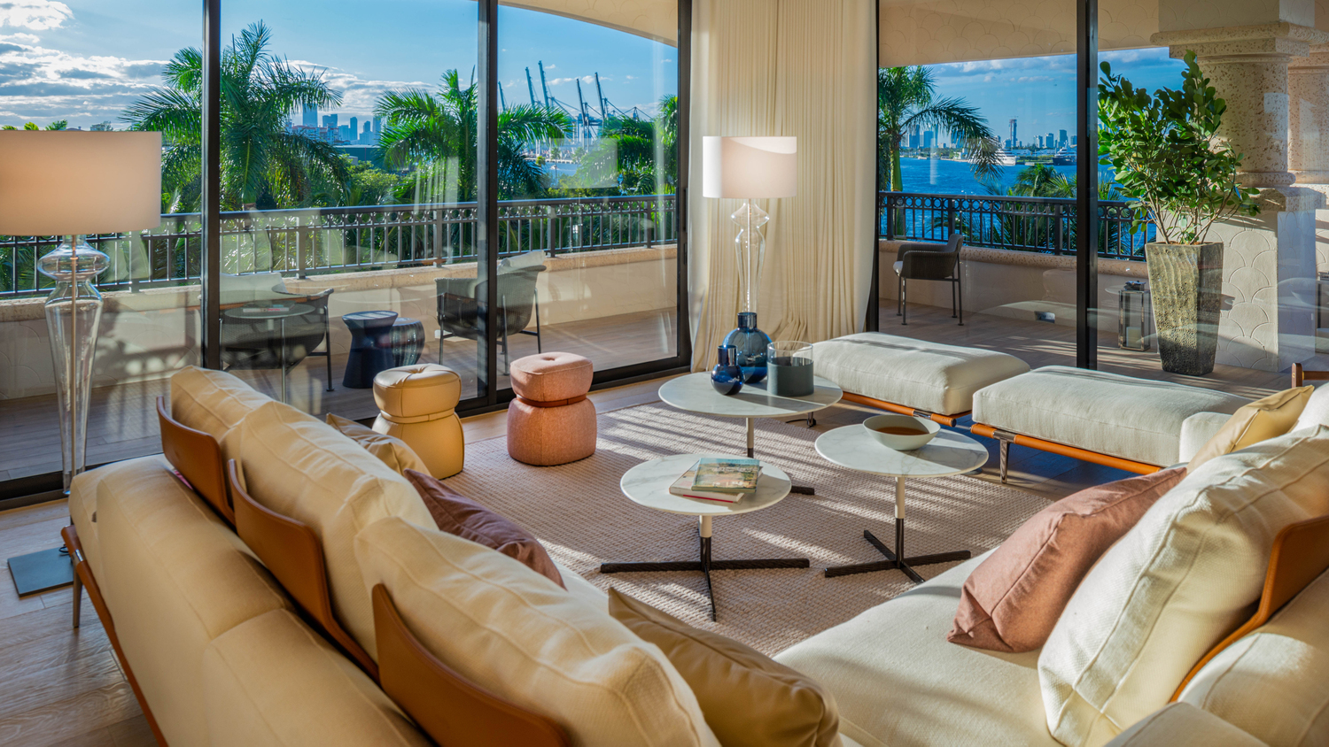 ANTEPRIMA palazzo della luna