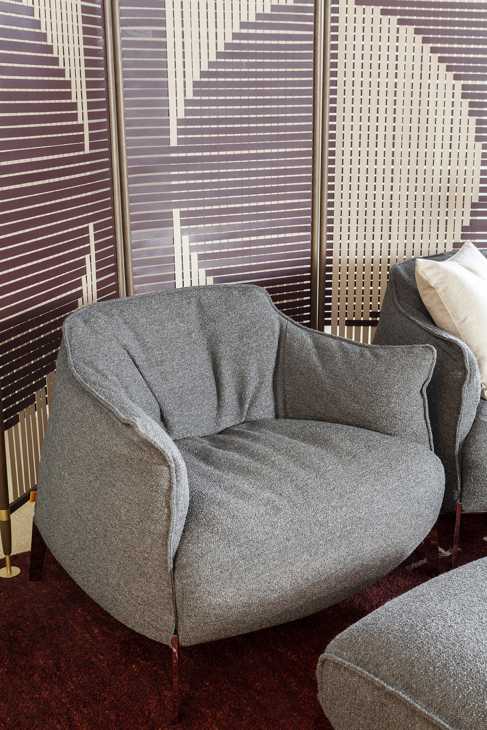 06 plot room divider