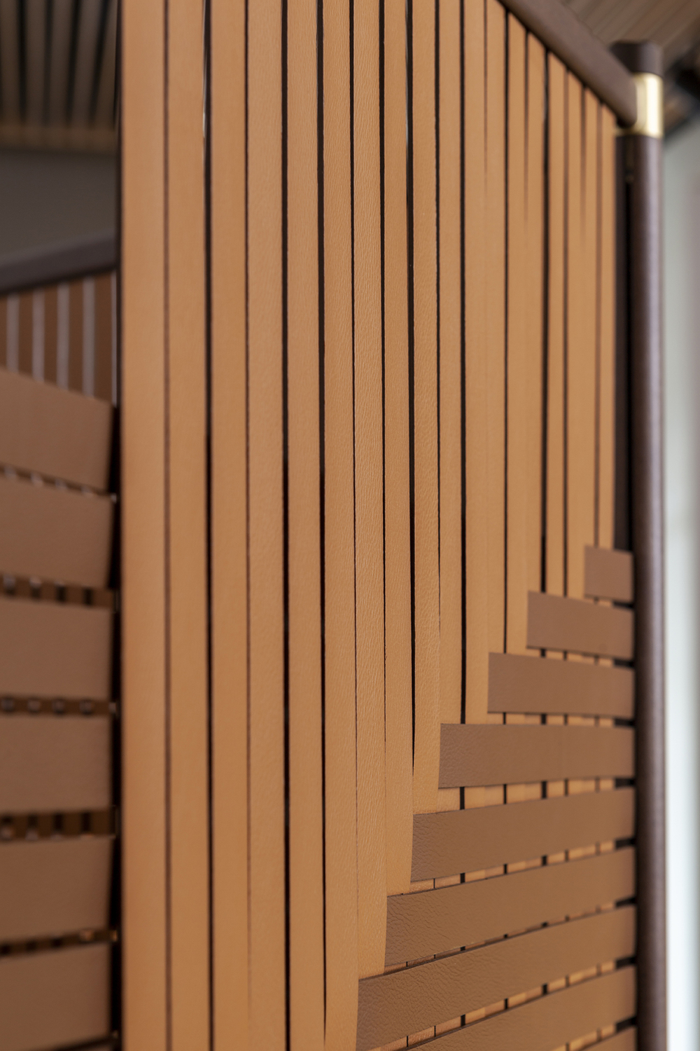 09 plot room divider