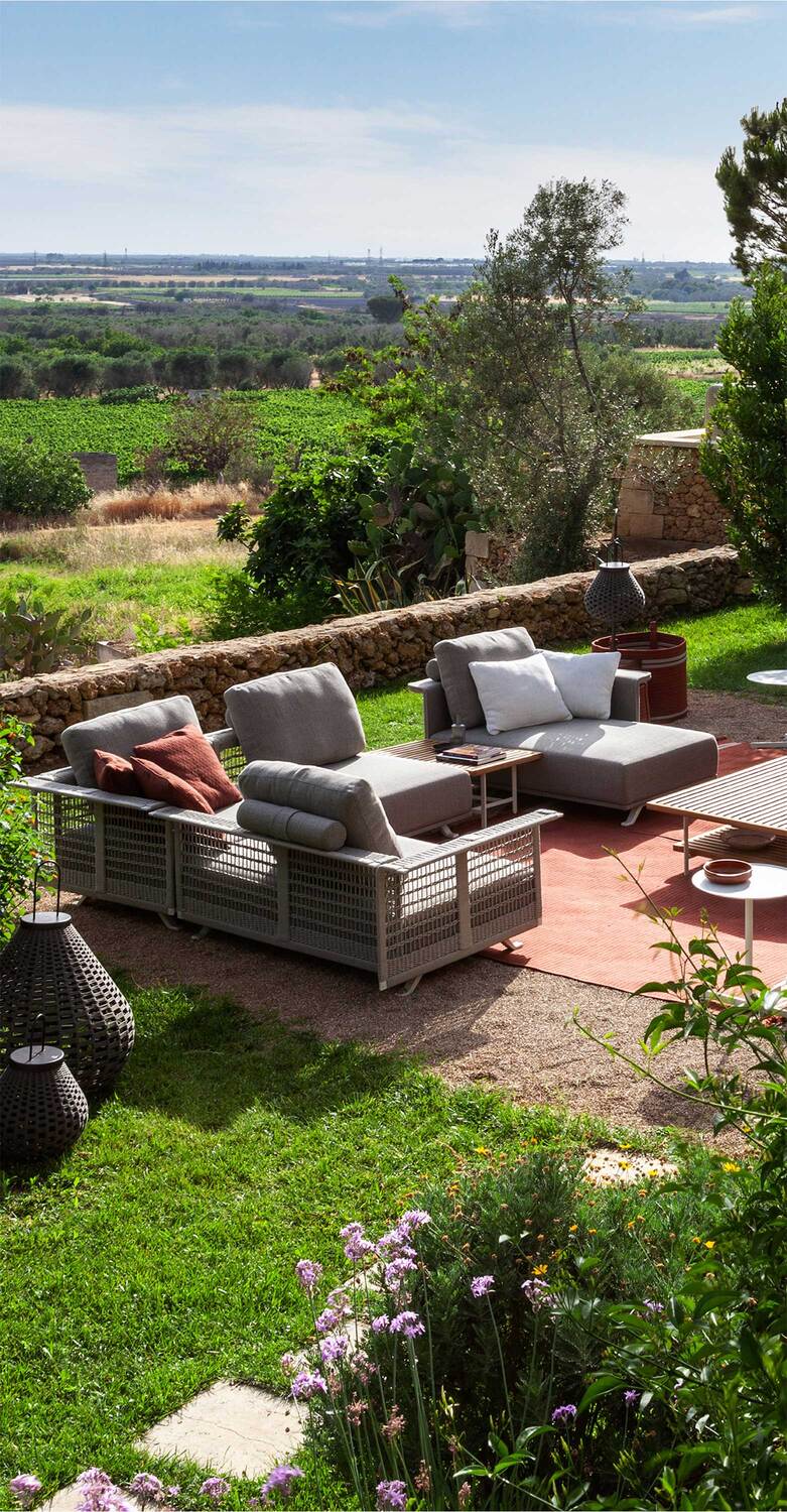 Solaria | 组合沙发 Poltrona Frau Solaria户外模块化沙发,粉末涂层不锈钢框架,手工编织绳,意大利奢华模块化配置