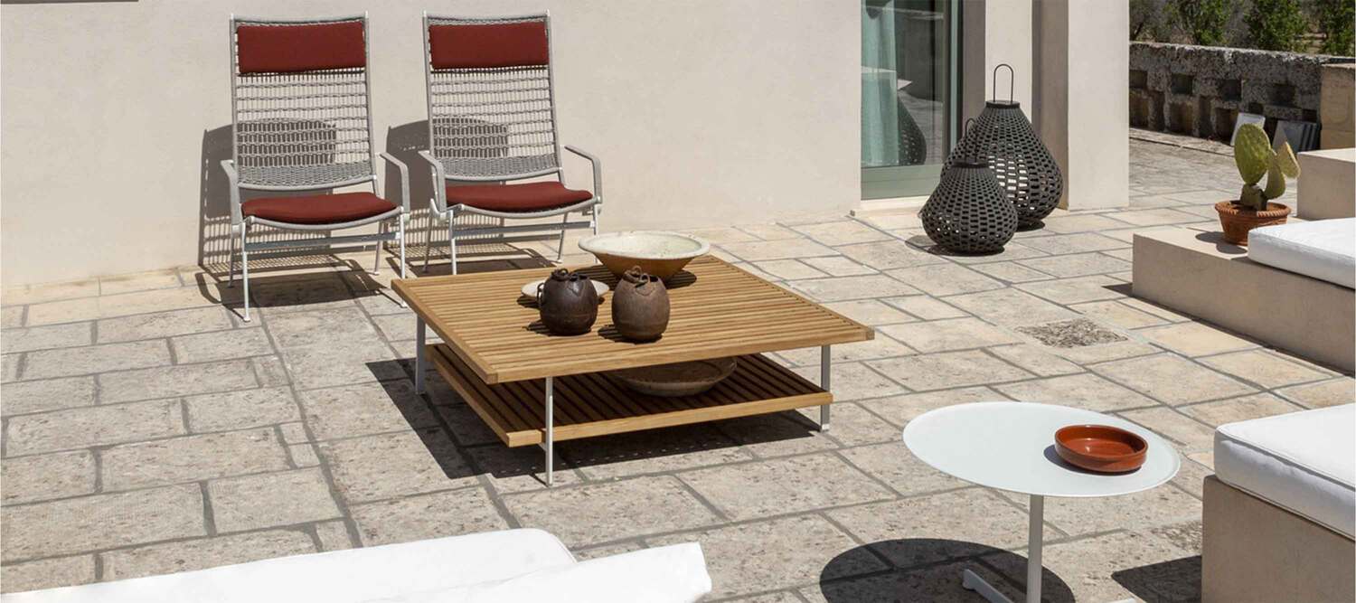 Solaria | 小桌 Poltrona Frau Solaria户外茶几,FSC®柚木实木,不锈钢底座,意大利奢华工艺设计