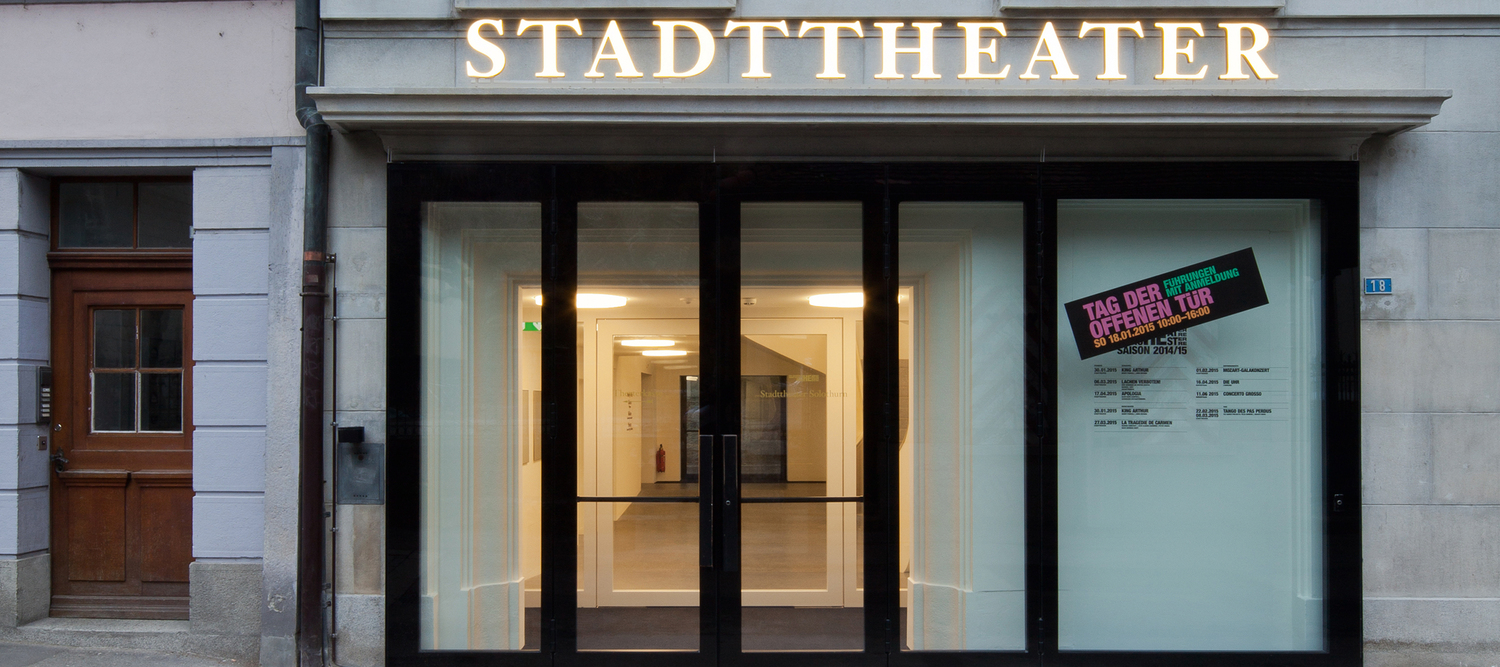 ESTERNO Stadttheater ESTERNO Stadttheater