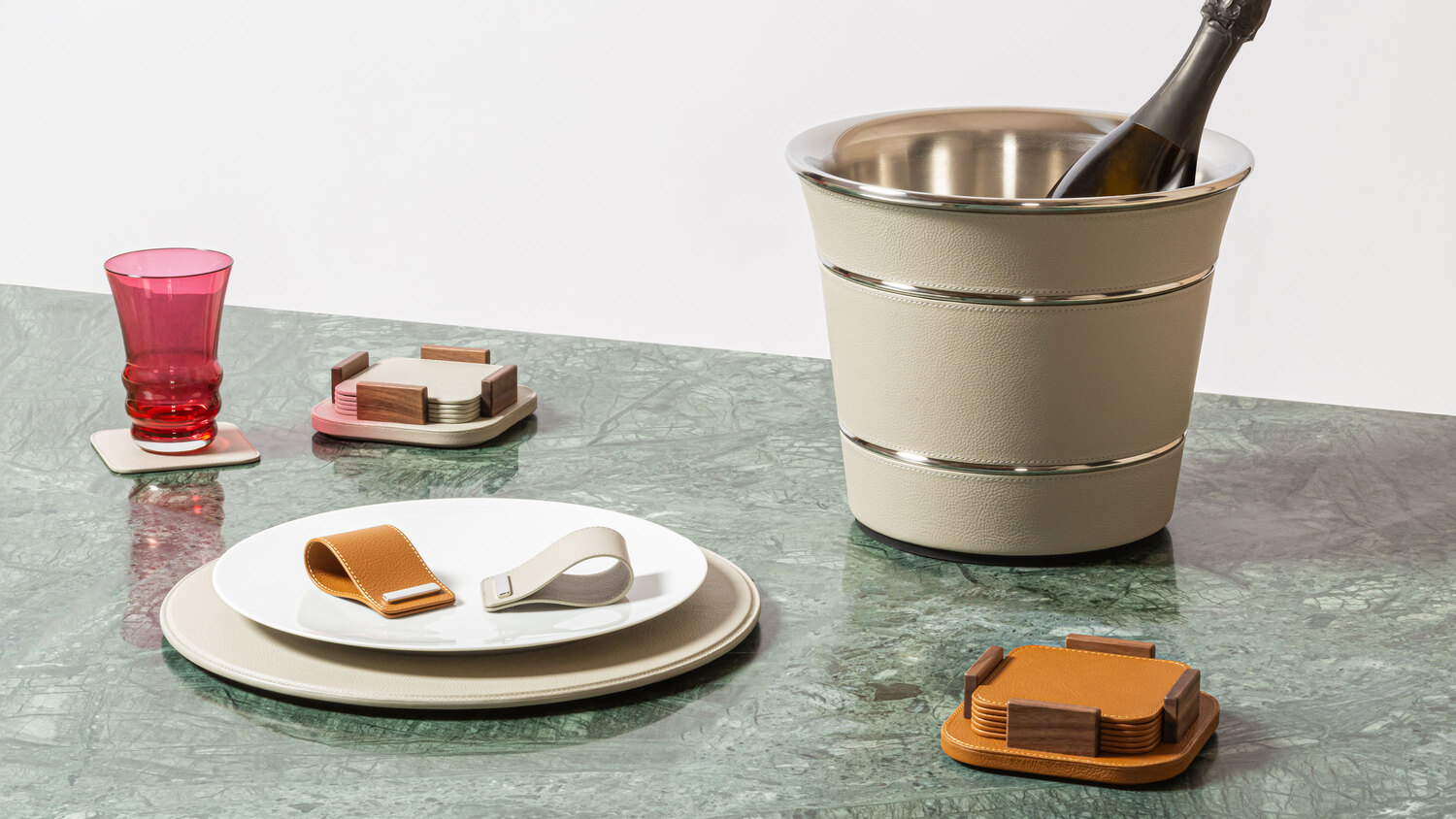 02 tableware bed tray