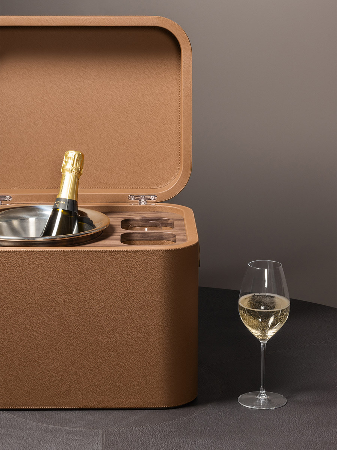 01 tableware champagne box 01 tableware champagne box