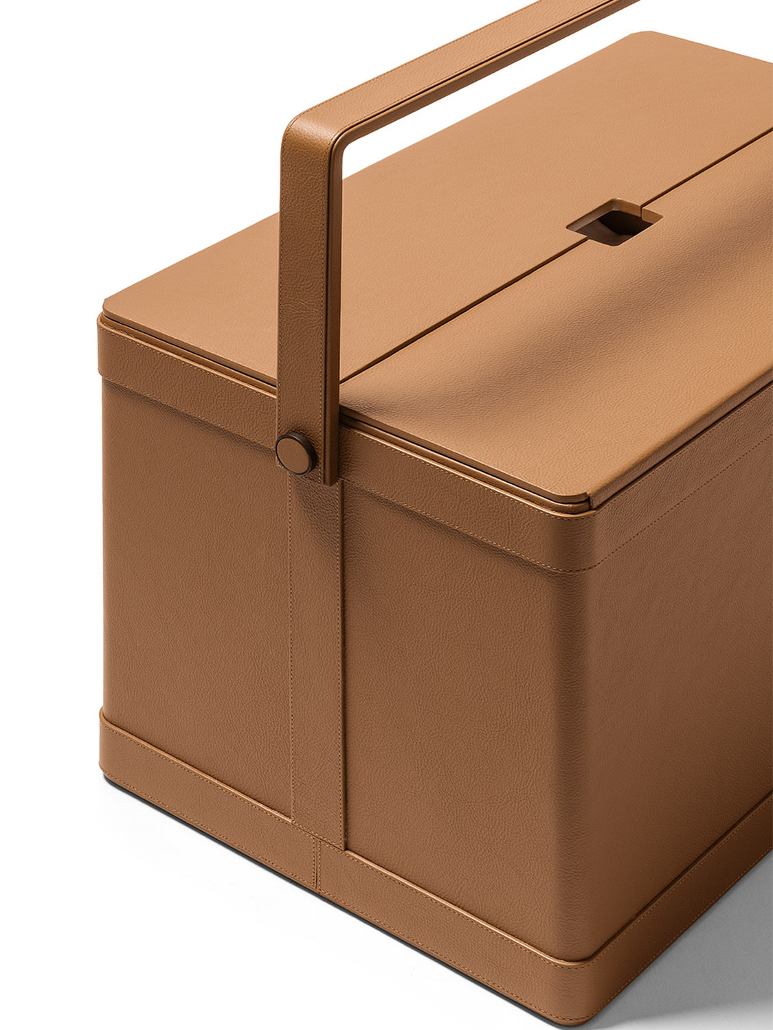 04 tableware picnic basket 04 tableware picnic basket