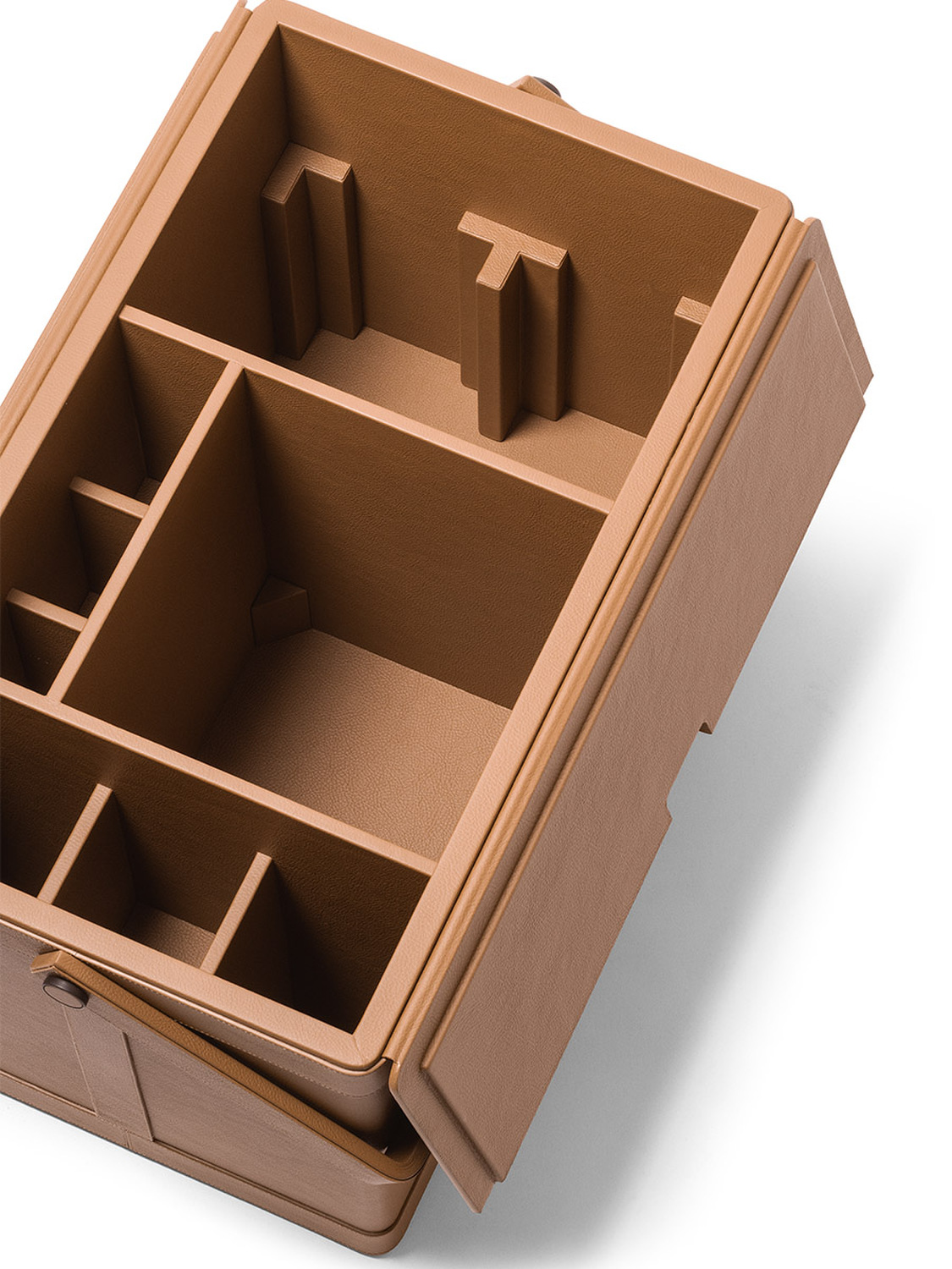 06 tableware picnic basket 06 tableware picnic basket