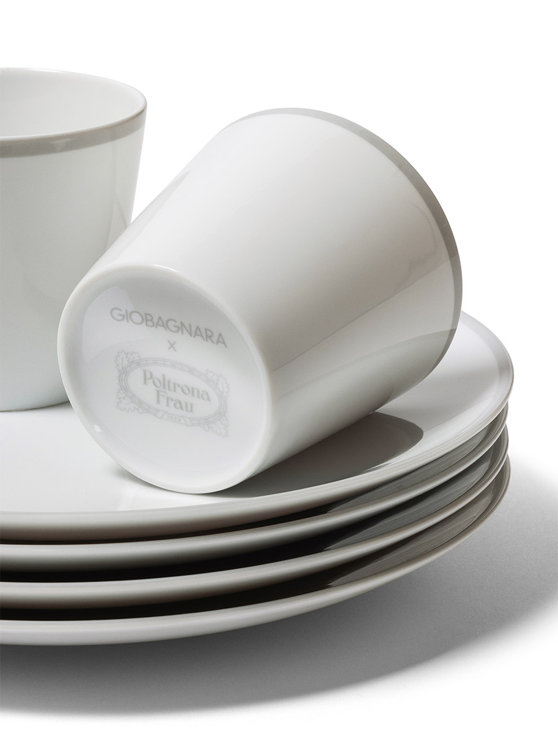 08 tableware picnic basket 08 tableware picnic basket