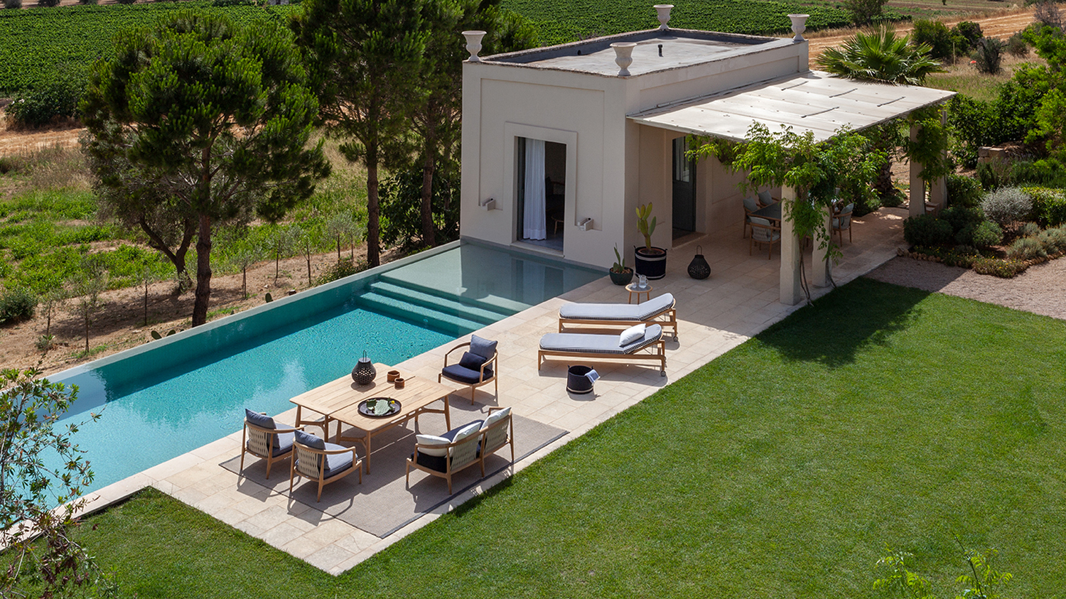 01 the secret garden 180x80 h63 table 01 the secret garden 180x80 h63 table