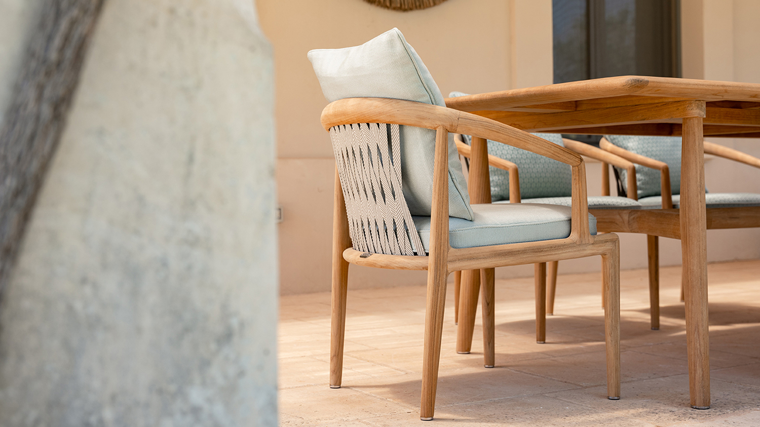 04 the secret garden small armchair