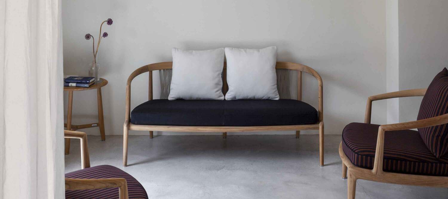 the secret garden sofa v1 the secret garden sofa v1