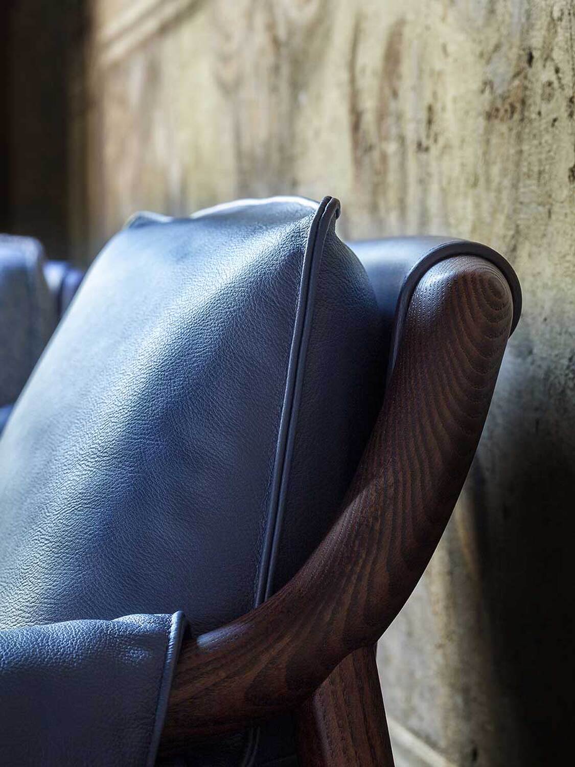 10 times lounge armchair