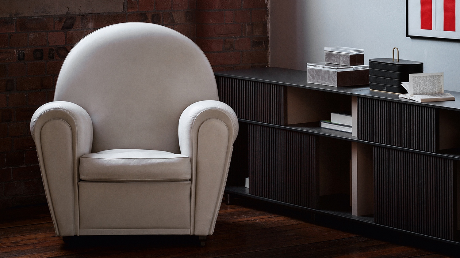 02 vanity fair ottoman