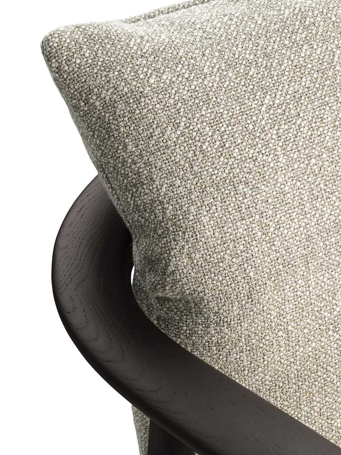 12 viola essence small armchair