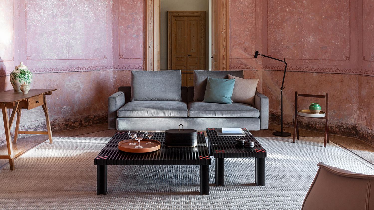 03 zhuang stackable desk