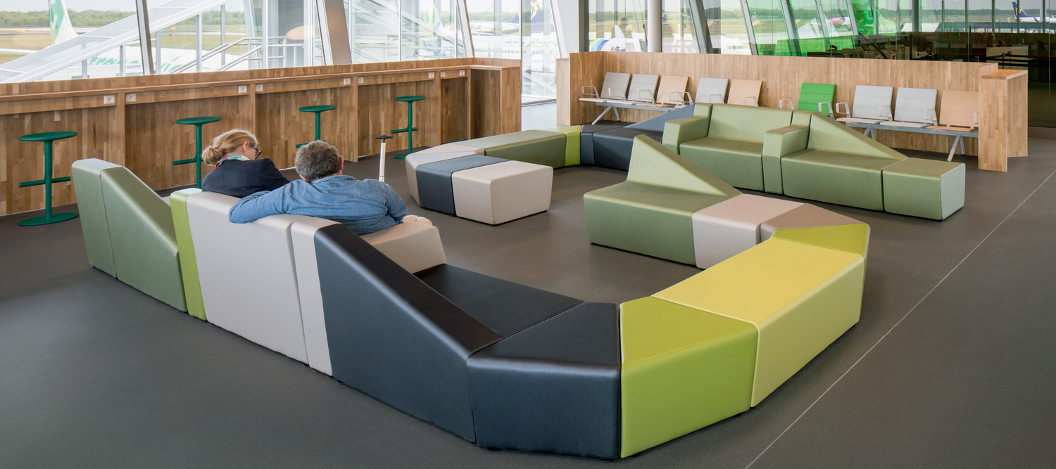 WAITING AREA WAITING AREA