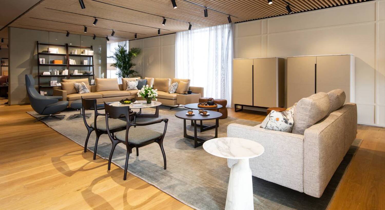 maf opening slider (2)