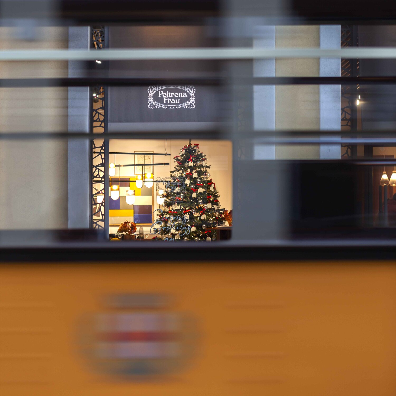 01 seasons greeting listing