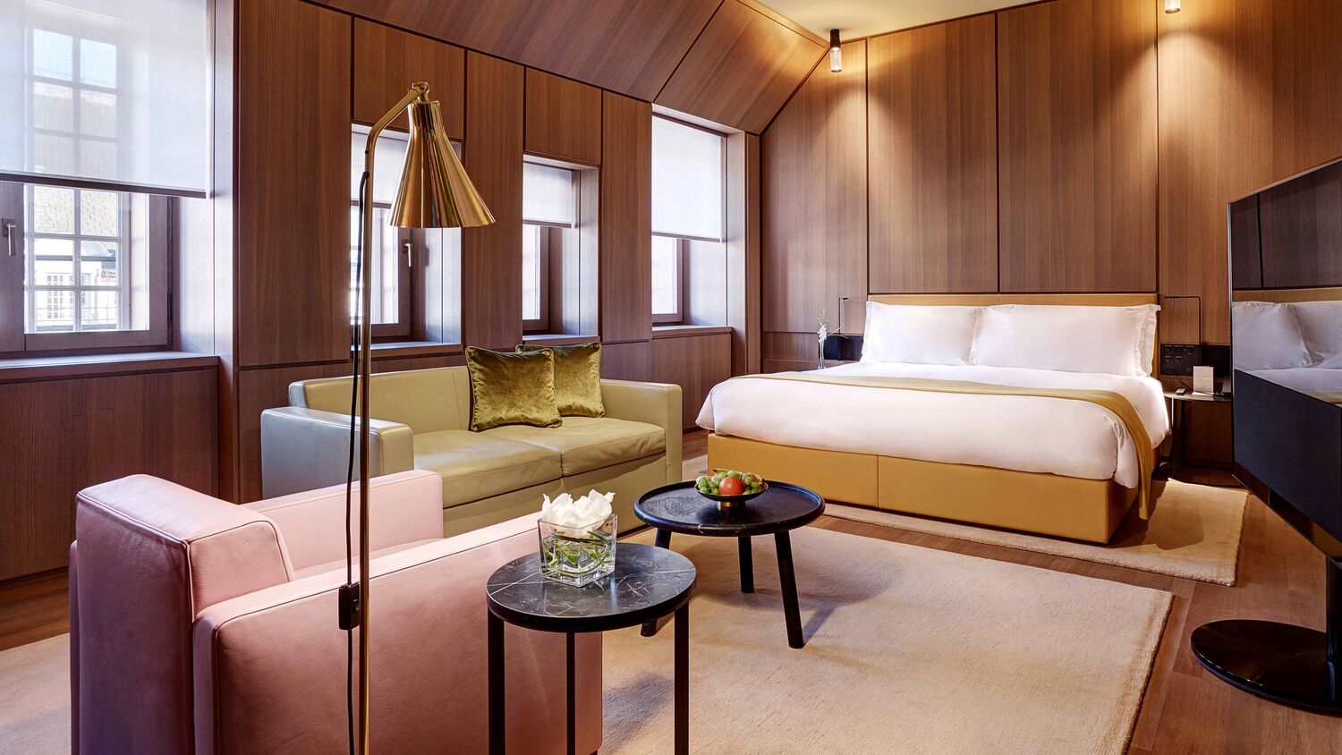 01 hotel cafe royale